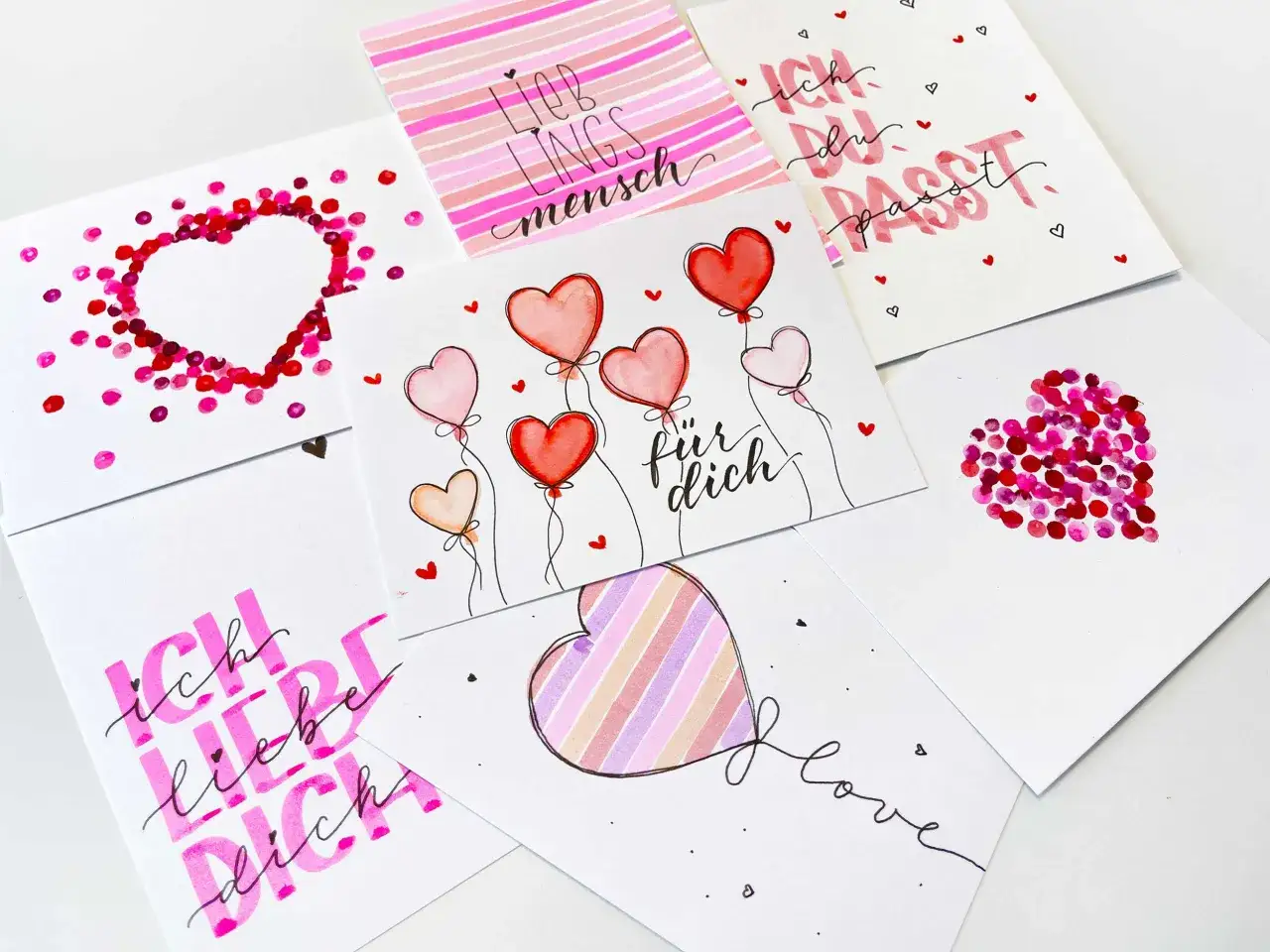 Viele liebevoll gestaltete Karten zum Valentinstag basteln: Herzen, Ballons und Sprüche wie